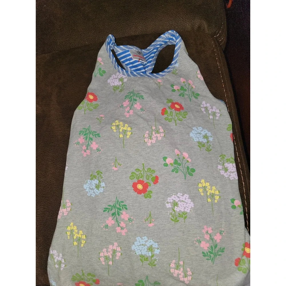 Hanna Andersson spring floral tank‎ size 160 14 and pink capris size 150 12